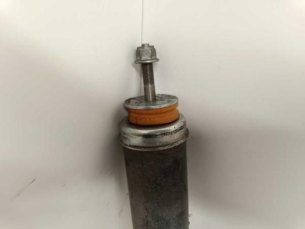 AMORTISSEUR ARRIERE BMW SERIE 1/ SERIE 3 - Vue 2